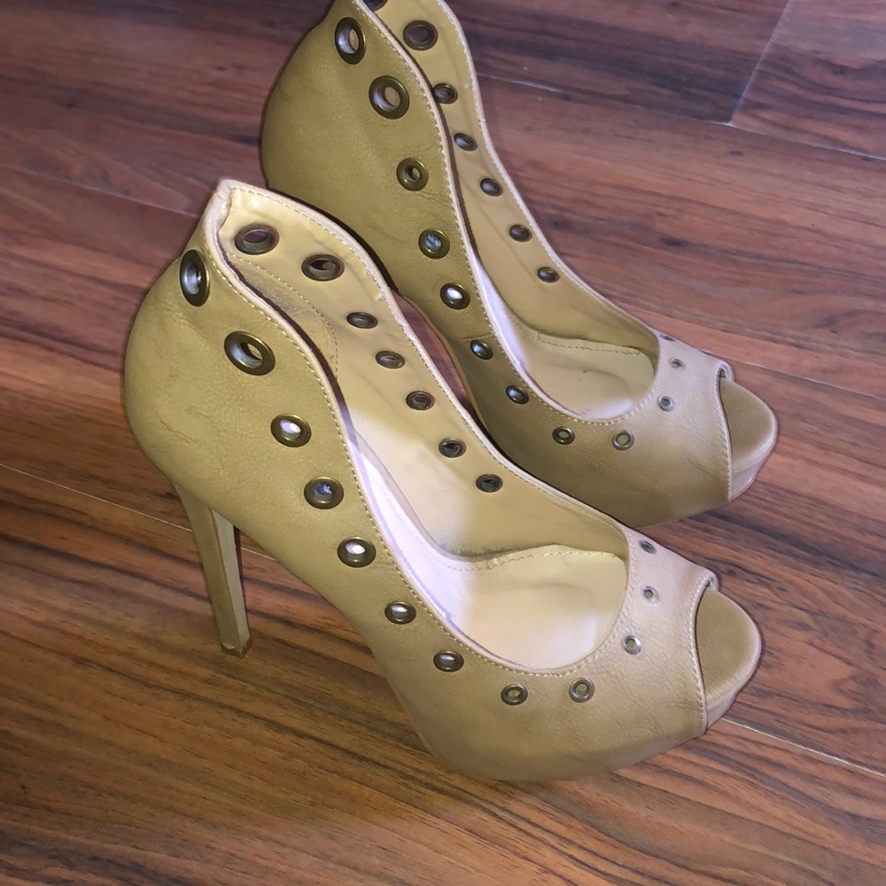 Platform pumps